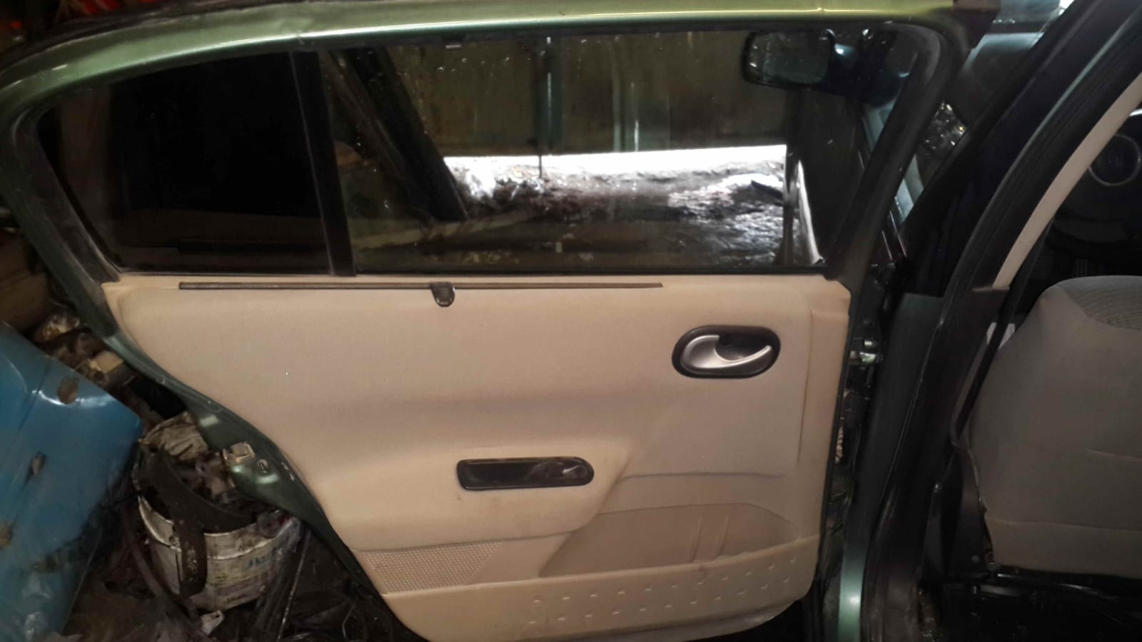 Megane çıkma yedek parça_RENAULT MEGANE 2 SOL ÖN ARKA KAPI (7).jpeg